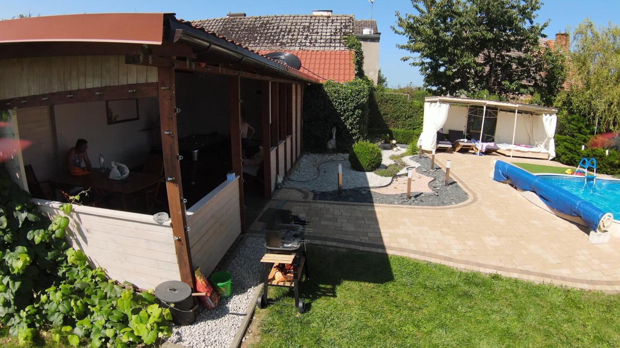 Aven'A Pokoje Goscinne Z Basenem Darłowo Exterior foto